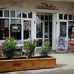 Hotel Mercure Plaza 4*