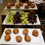 Mercure Plaza Hotel 4*