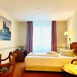 Mercure Plaza فندق