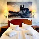 Mercure Plaza