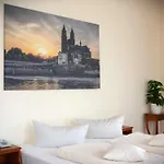 Mercure Plaza