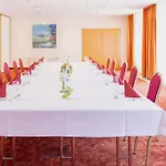 Mercure Plaza Hotel 4*