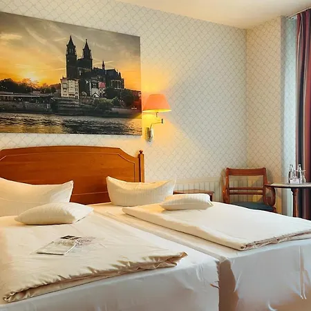Hotell Mercure Plaza 4*