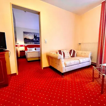 Mercure Plaza Hotel