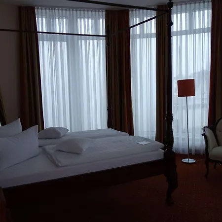 Mercure Plaza