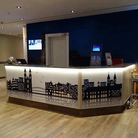 马格德堡广场美居酒店 马格德堡