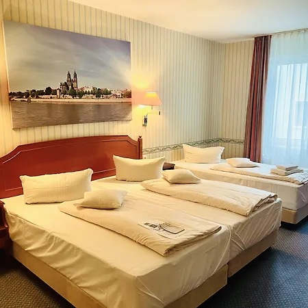 Hotell Mercure Plaza 4*
