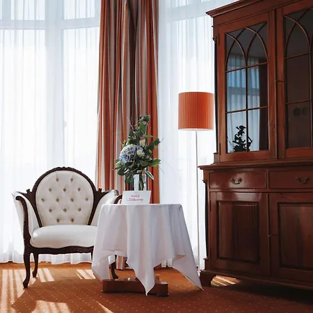 Mercure Plaza Отель Магдебург