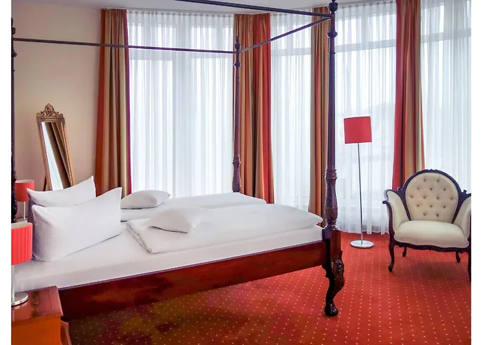 Отель Mercure Plaza