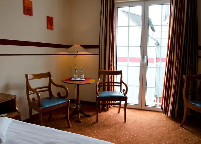 Mercure Plaza Отель