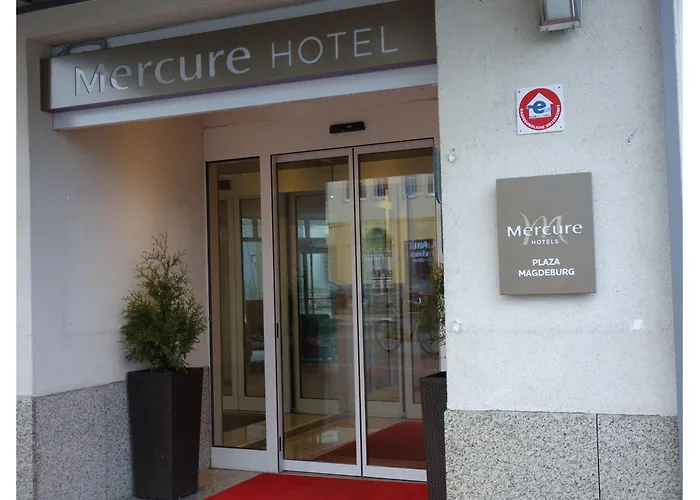 Mercure Plaza 4*
