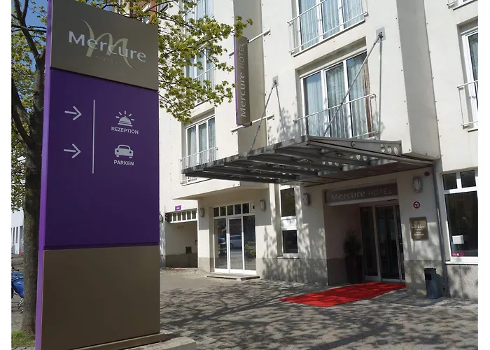 Mercure Plaza Отель