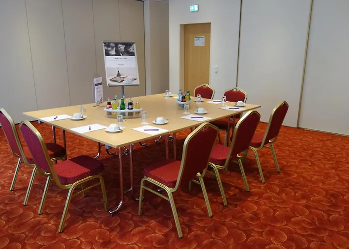 Mercure Plaza Отель