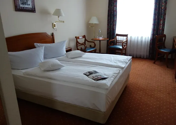 Mercure Plaza Отель 4*