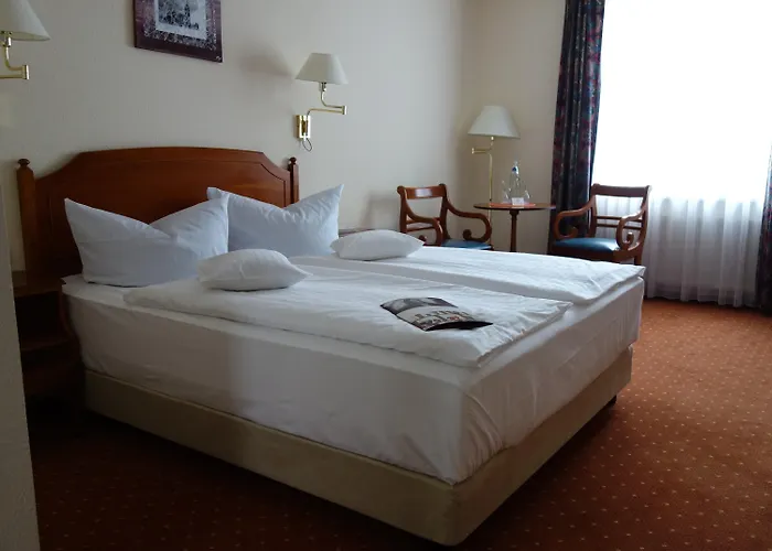 Mercure Plaza Hotel 4*