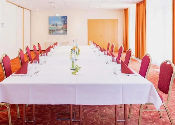 Mercure Plaza Отель 4*