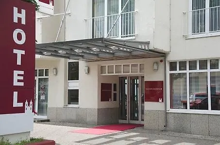 Отель Mercure Plaza Магдебург